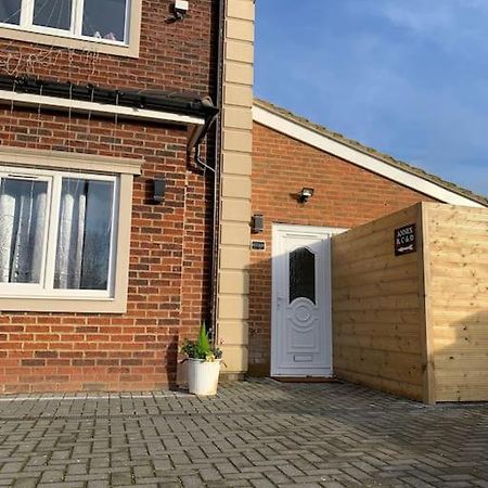 Apartment C, A One Bedroom Flat In South London Carshalton Экстерьер фото