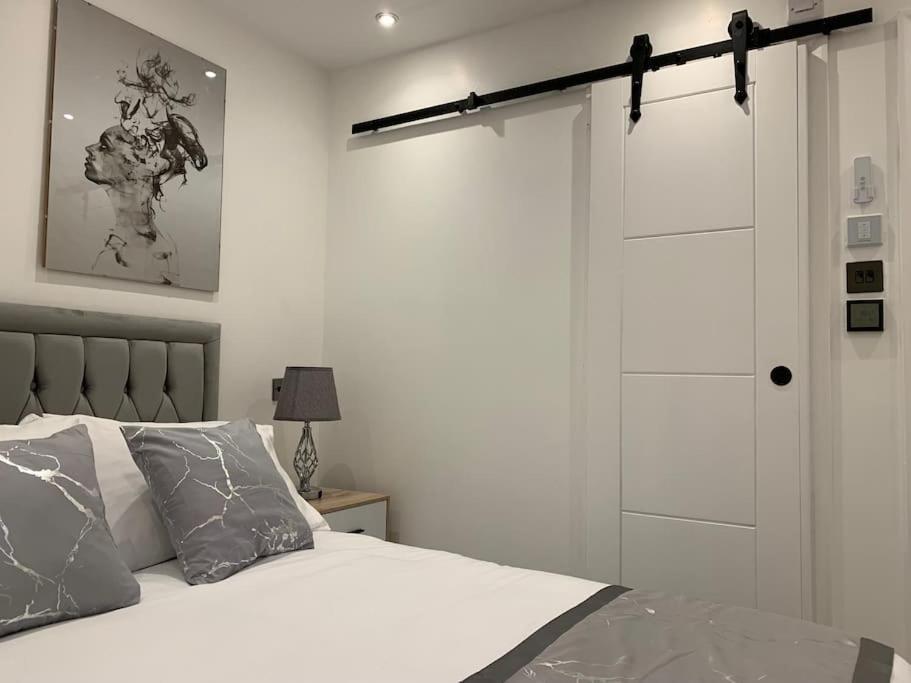 Apartment C, A One Bedroom Flat In South London Carshalton Экстерьер фото